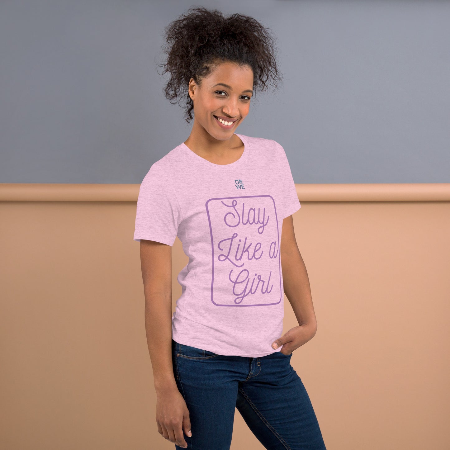 T-shirt manga curta: Slay Like a Girl SE